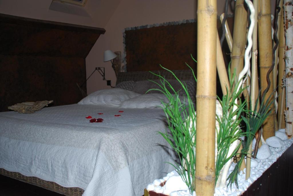Chambres D Hotes ,Hotel ,Secret D'Une Nuit A Vicq Pres De Onnaing,Avec Piscine Buitenkant foto